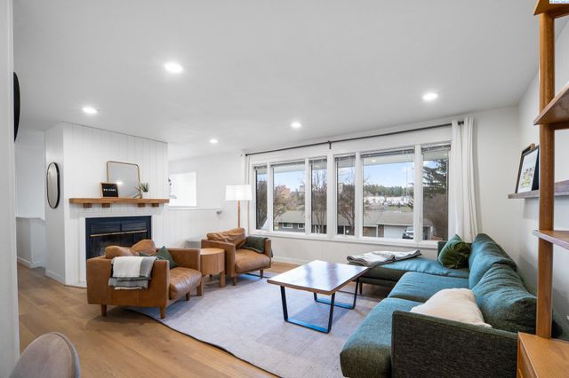 835 SE Sunnymead Way, Pullman, WA 99163