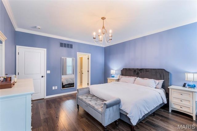 1105 Hudson Heights Court, St Louis, MO 63119
