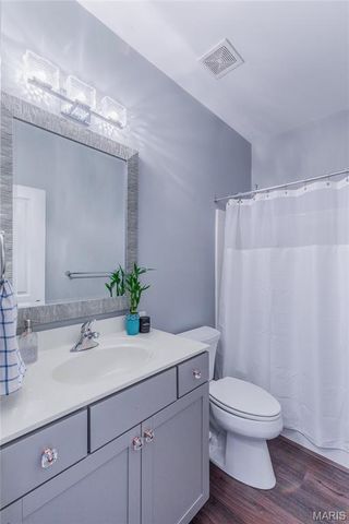 1105 Hudson Heights Court, St Louis, MO 63119