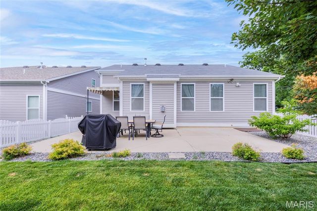 1105 Hudson Heights Court, St Louis, MO 63119