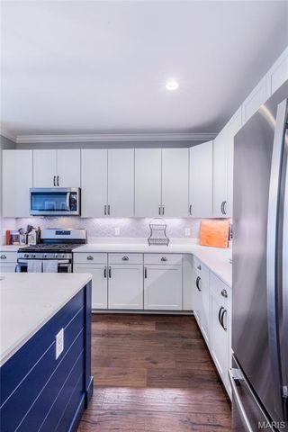 1105 Hudson Heights Court, St Louis, MO 63119