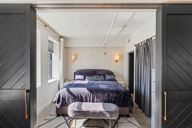 700 Church St Apt 802, Nashville, TN 37203