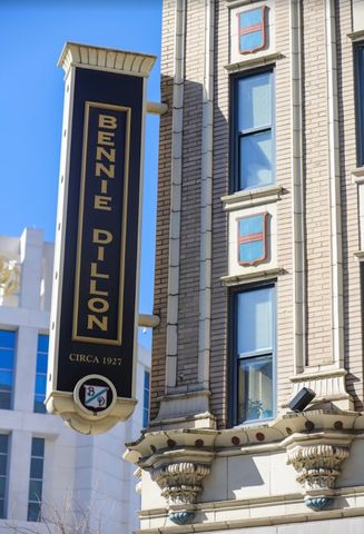 700 Church St Apt 802, Nashville, TN 37203