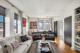 700 Church St Apt 802, Nashville, TN 37203