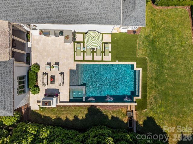 18710 Peninsula Cove Lane, Cornelius, NC 28031