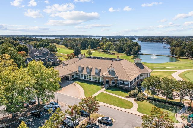 18710 Peninsula Cove Lane, Cornelius, NC 28031