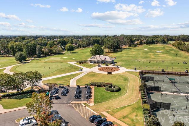 18710 Peninsula Cove Lane, Cornelius, NC 28031