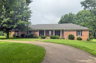 137 McKendree Chapel Rd, Franklin, KY 42134