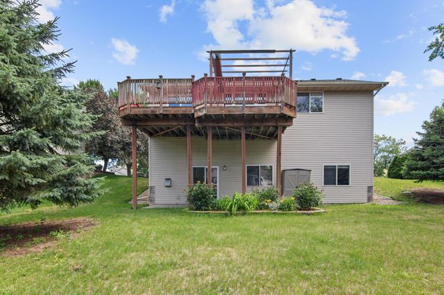 8417 Ashford Road, Woodbury, MN 55125