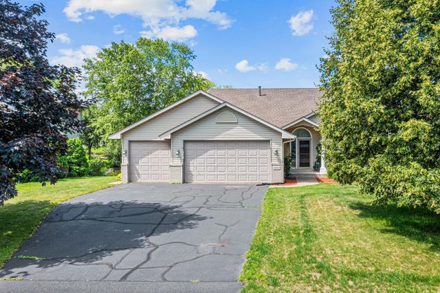 8417 Ashford Road, Woodbury, MN 55125
