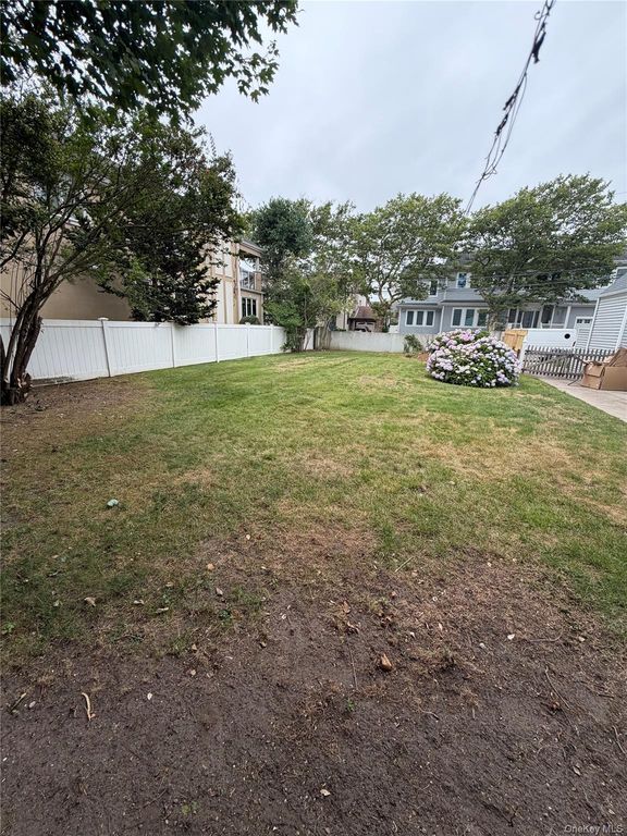 88 Erie Avenue, Atlantic Beach, NY 11509 — photo 3