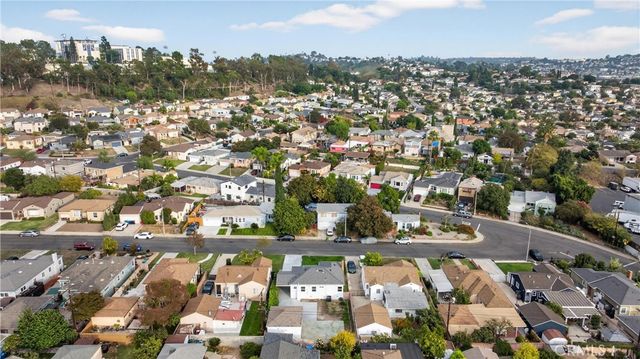 2021 N Hicks, Los Angeles, CA 90032