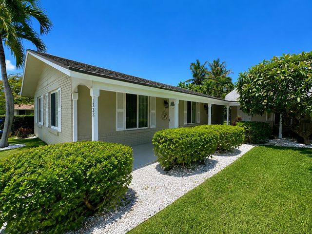 1232 Cabana Road 1, Singer Island, FL 33404