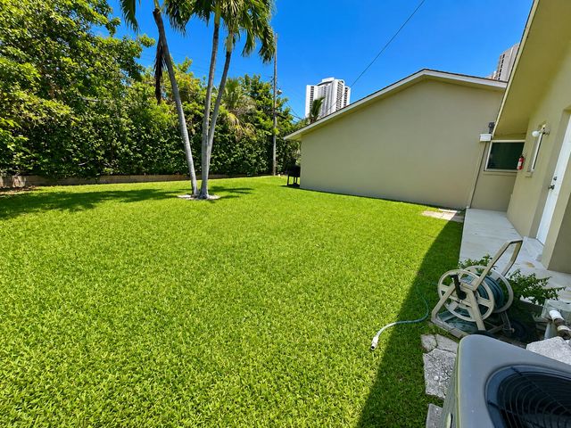 1232 Cabana Road 1, Singer Island, FL 33404