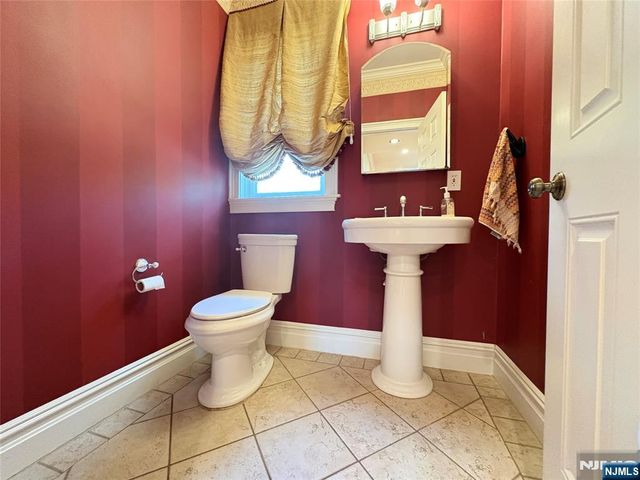 38 Walthery Avenue, Ridgewood, NJ 07450