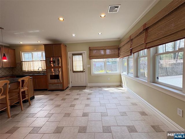 38 Walthery Avenue, Ridgewood, NJ 07450