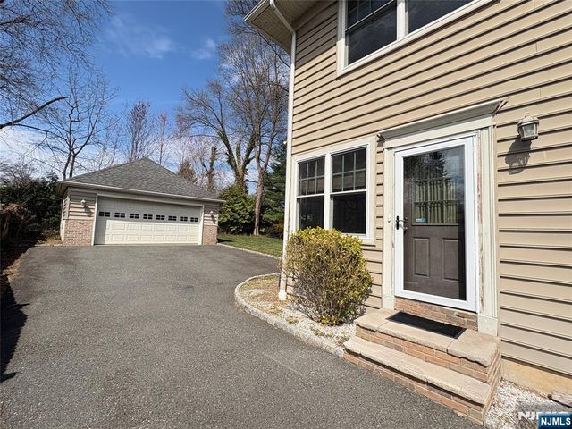 38 Walthery Avenue, Ridgewood, NJ 07450