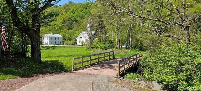 9003 County Hwy 28, Long Eddy, NY 12760