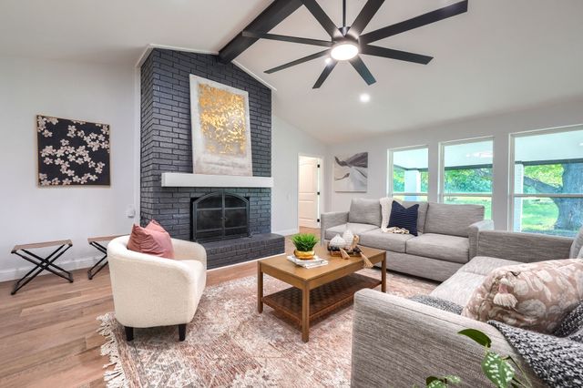 931 Meadow Drive, Rockwall, TX 75032