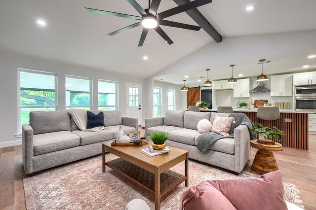931 Meadow Drive, Rockwall, TX 75032