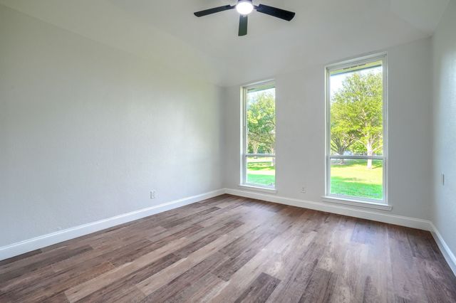 931 Meadow Drive, Rockwall, TX 75032