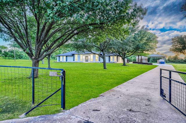 931 Meadow Drive, Rockwall, TX 75032
