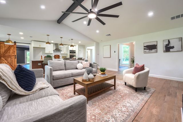 931 Meadow Drive, Rockwall, TX 75032