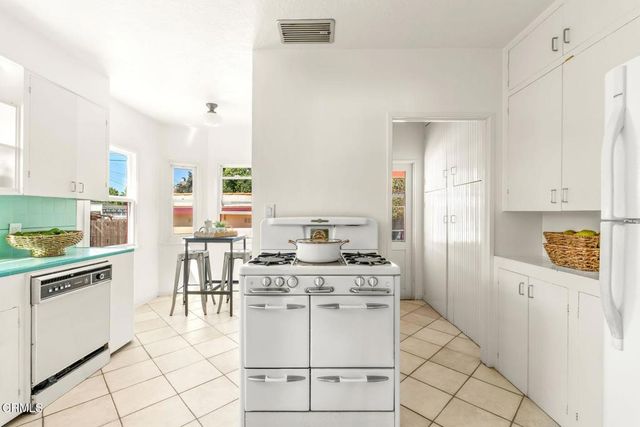 199 S Catalina Street, Ventura, CA 93001