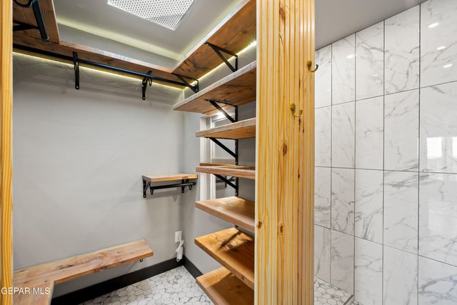 516 N SATELLITE Drive, El Paso, TX 79912