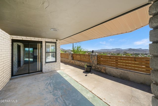 516 N SATELLITE Drive, El Paso, TX 79912