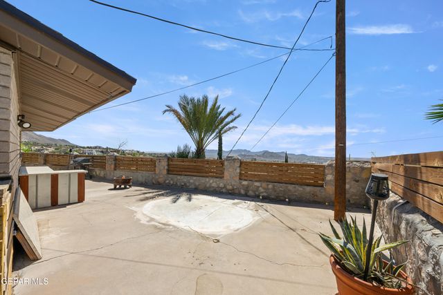 516 N SATELLITE Drive, El Paso, TX 79912