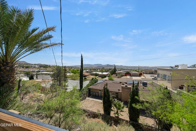 516 N SATELLITE Drive, El Paso, TX 79912