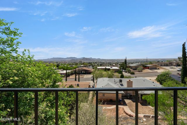 516 N SATELLITE Drive, El Paso, TX 79912