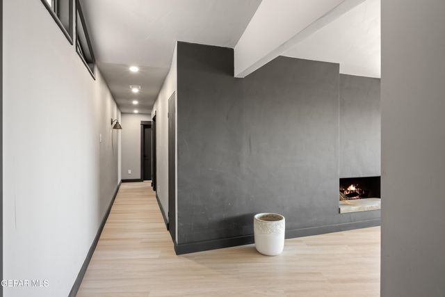 516 N SATELLITE Drive, El Paso, TX 79912