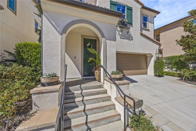 2828 Villa Catalonia Court, Corona, CA 92881