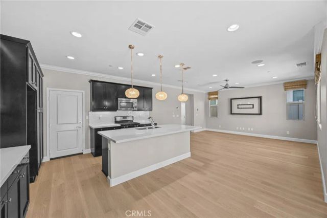 2828 Villa Catalonia Court, Corona, CA 92881