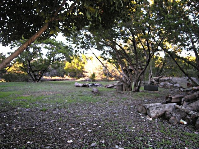 21513 Coyote TRL B, Lago Vista, TX 78645