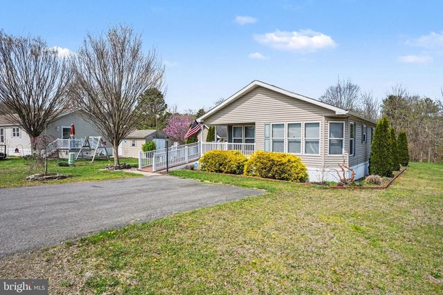 6 MEADOWVIEW DR, New Bloomfield, PA 17068