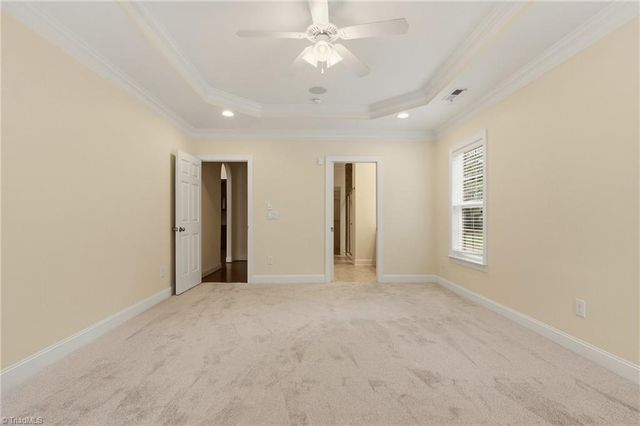 4806 Sterling Brooke Lane, Winston-salem, NC 27103