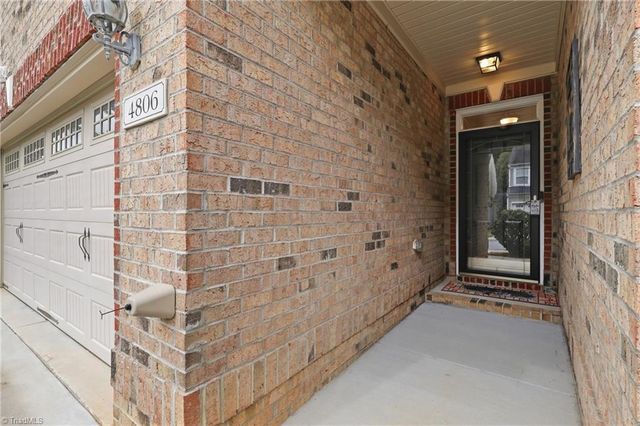 4806 Sterling Brooke Lane, Winston-salem, NC 27103