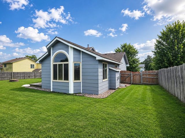 1657 148th Lane NW, Andover, MN 55304