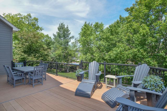 11315 Goose Lake Parkway, Maple Grove, MN 55369