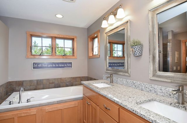 11315 Goose Lake Parkway, Maple Grove, MN 55369