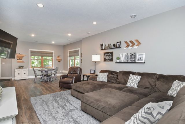 11315 Goose Lake Parkway, Maple Grove, MN 55369