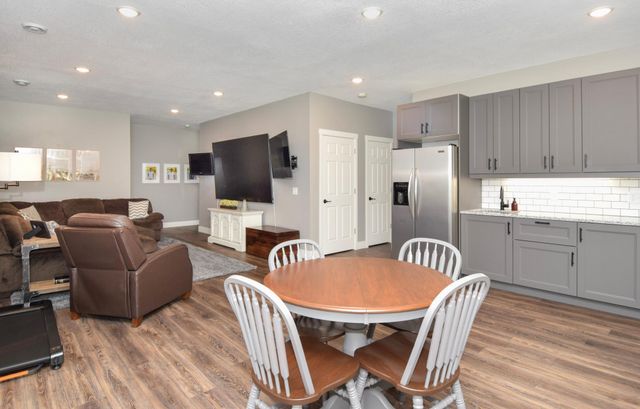 11315 Goose Lake Parkway, Maple Grove, MN 55369