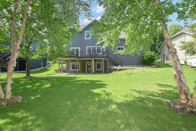 11315 Goose Lake Parkway, Maple Grove, MN 55369