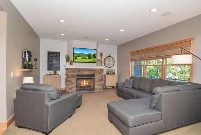 11315 Goose Lake Parkway, Maple Grove, MN 55369