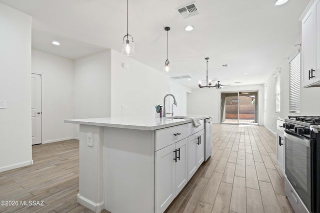 12486 N Reeves Place, Marana, AZ 85653