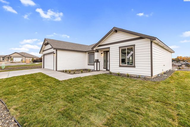6557 W 29th Ct, Kennewick, WA 99338