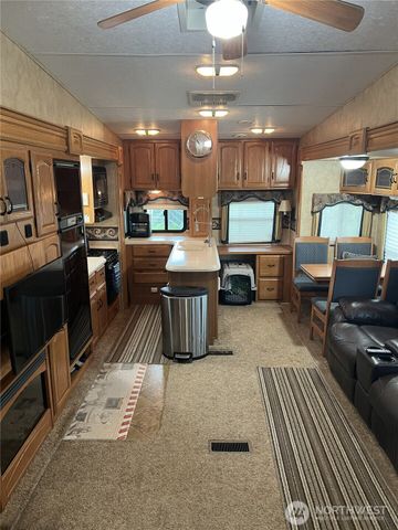 1899 State Route 506, Vader, WA 98593